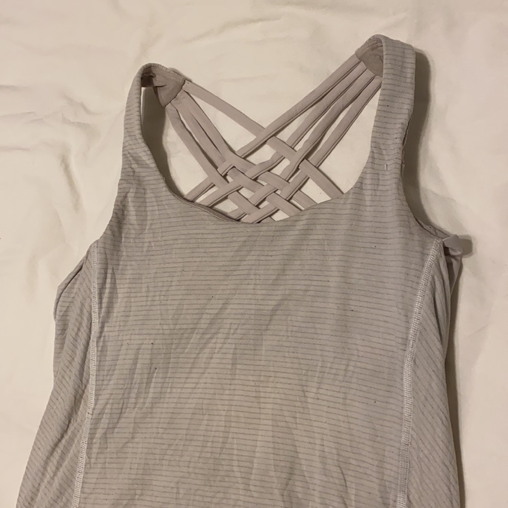 LULULEMON TOP - Picture 2 of 5